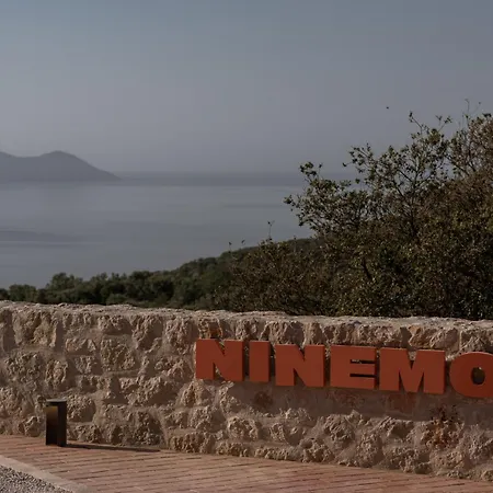 Ninemo Village Bed and breakfast