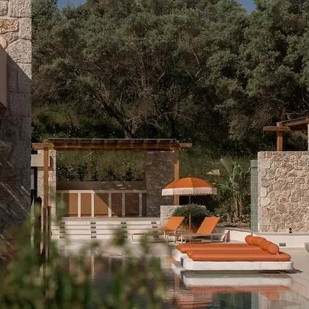 Ninemo Village Bed and breakfast *