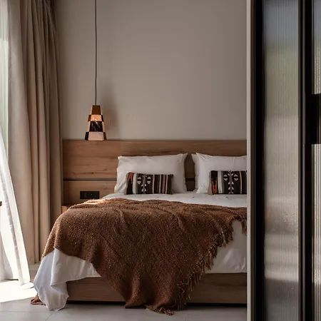 Bed and breakfast Ninemo Village Fternon