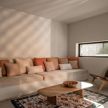 Ninemo Village Bed and breakfast